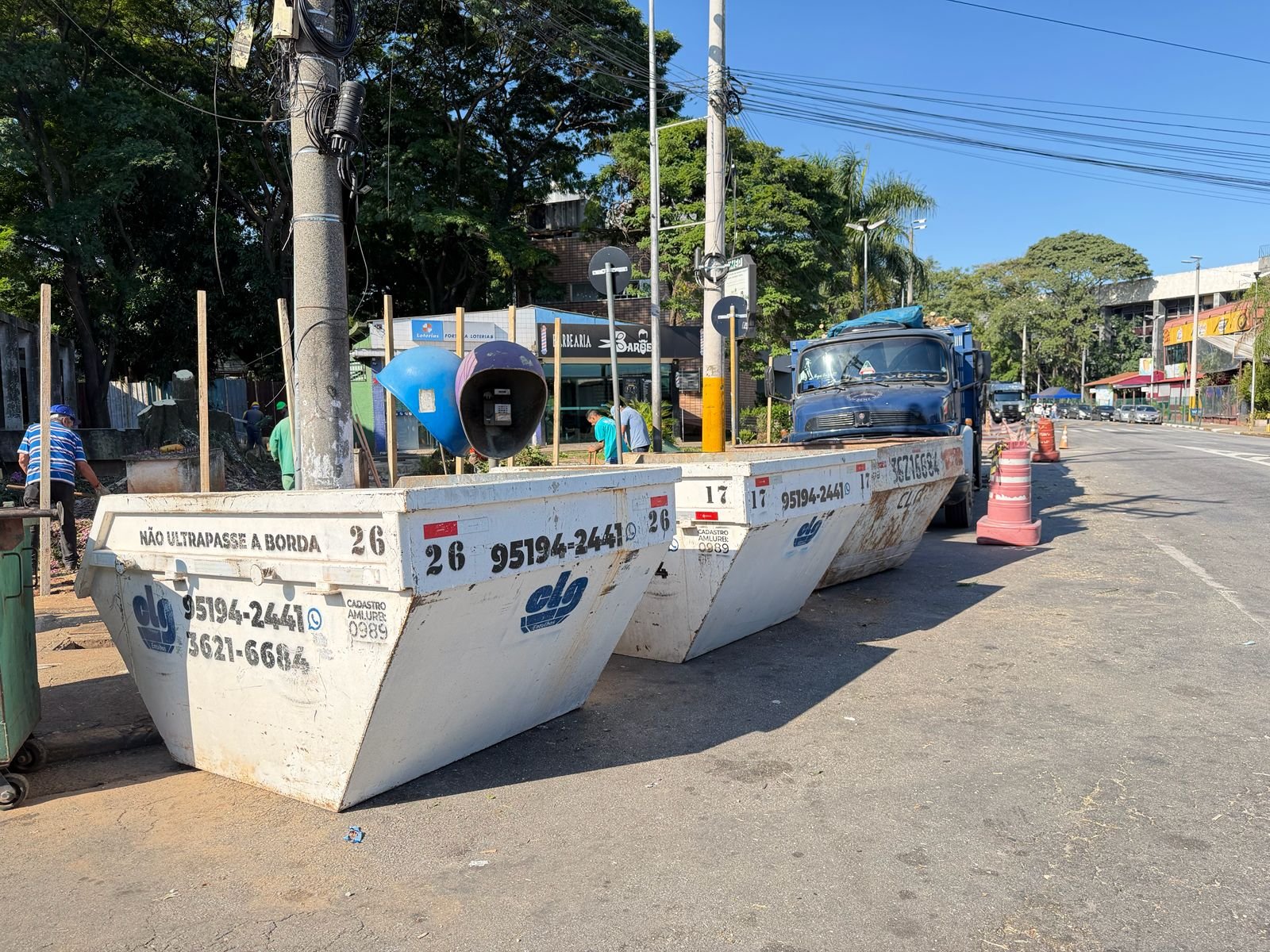 Foto real CLG Entulhos - Caçamba e Remoção de Resíduos 10